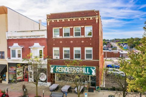 Photo of 10 S Park Street, Mansfield, OH 44902 (MLS # 225038120)