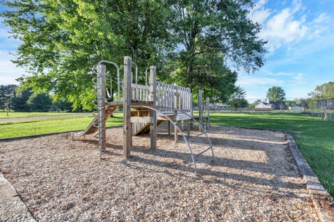 Tiny photo for 104 Cavalcade Lane SW, Pataskala, OH 43062 (MLS # 226034008)