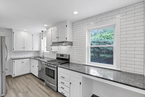 Tiny photo for 3145 E Broad Street, Columbus, OH 43209 (MLS # 226024519)