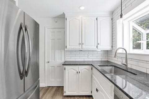 Tiny photo for 3145 E Broad Street, Columbus, OH 43209 (MLS # 226024519)