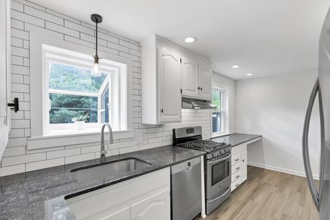 Tiny photo for 3145 E Broad Street, Columbus, OH 43209 (MLS # 226024519)