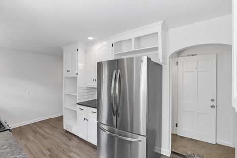 Tiny photo for 3145 E Broad Street, Columbus, OH 43209 (MLS # 226024519)