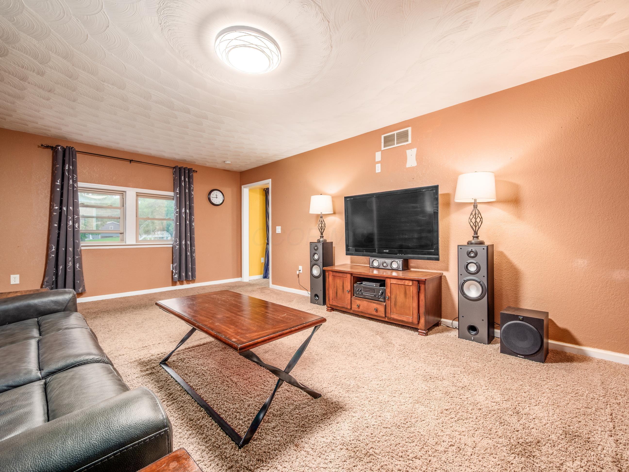 1570 Nob Hill Road, Zanesville, Ohio image 26