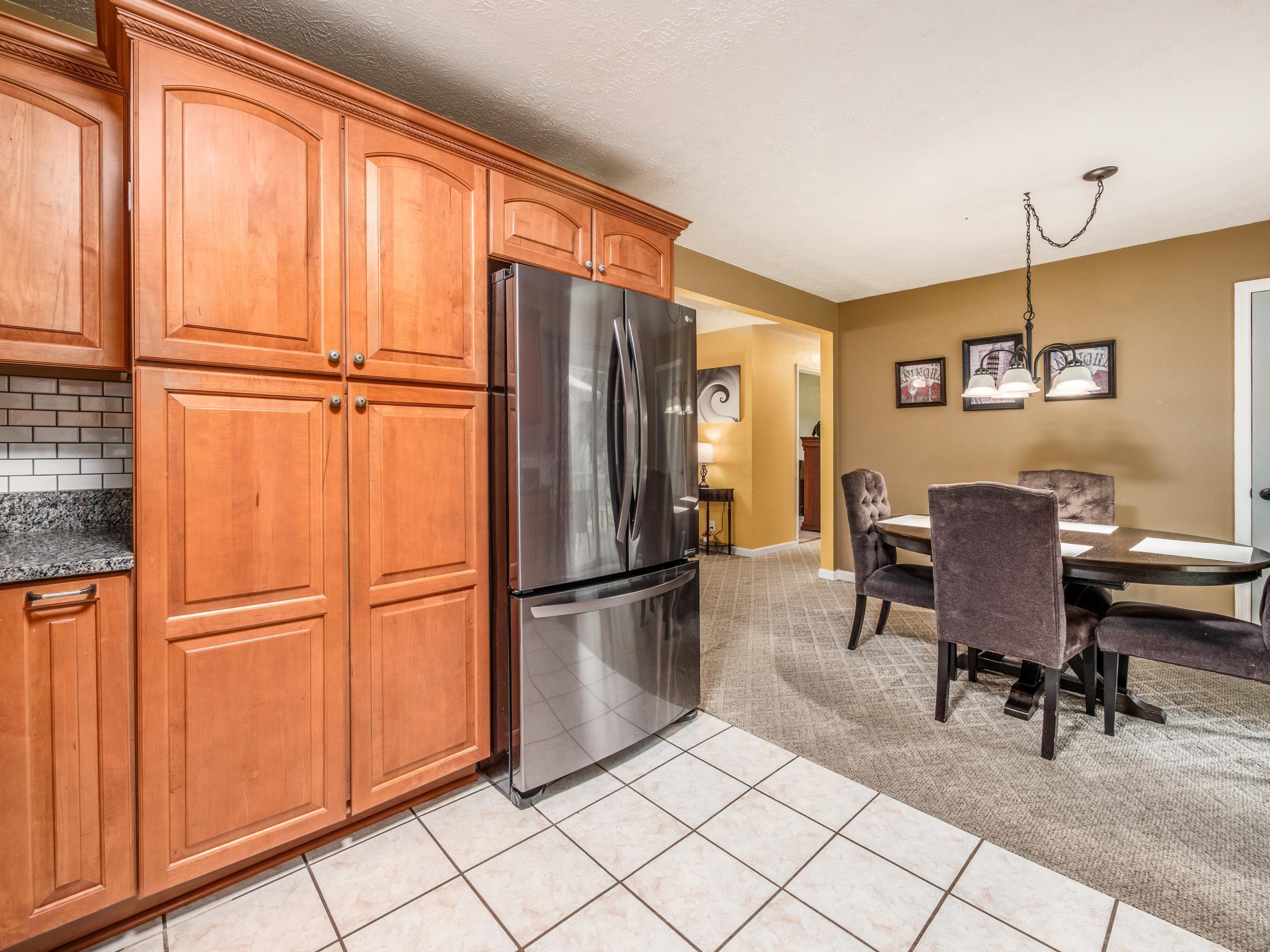 1570 Nob Hill Road, Zanesville, Ohio image 12