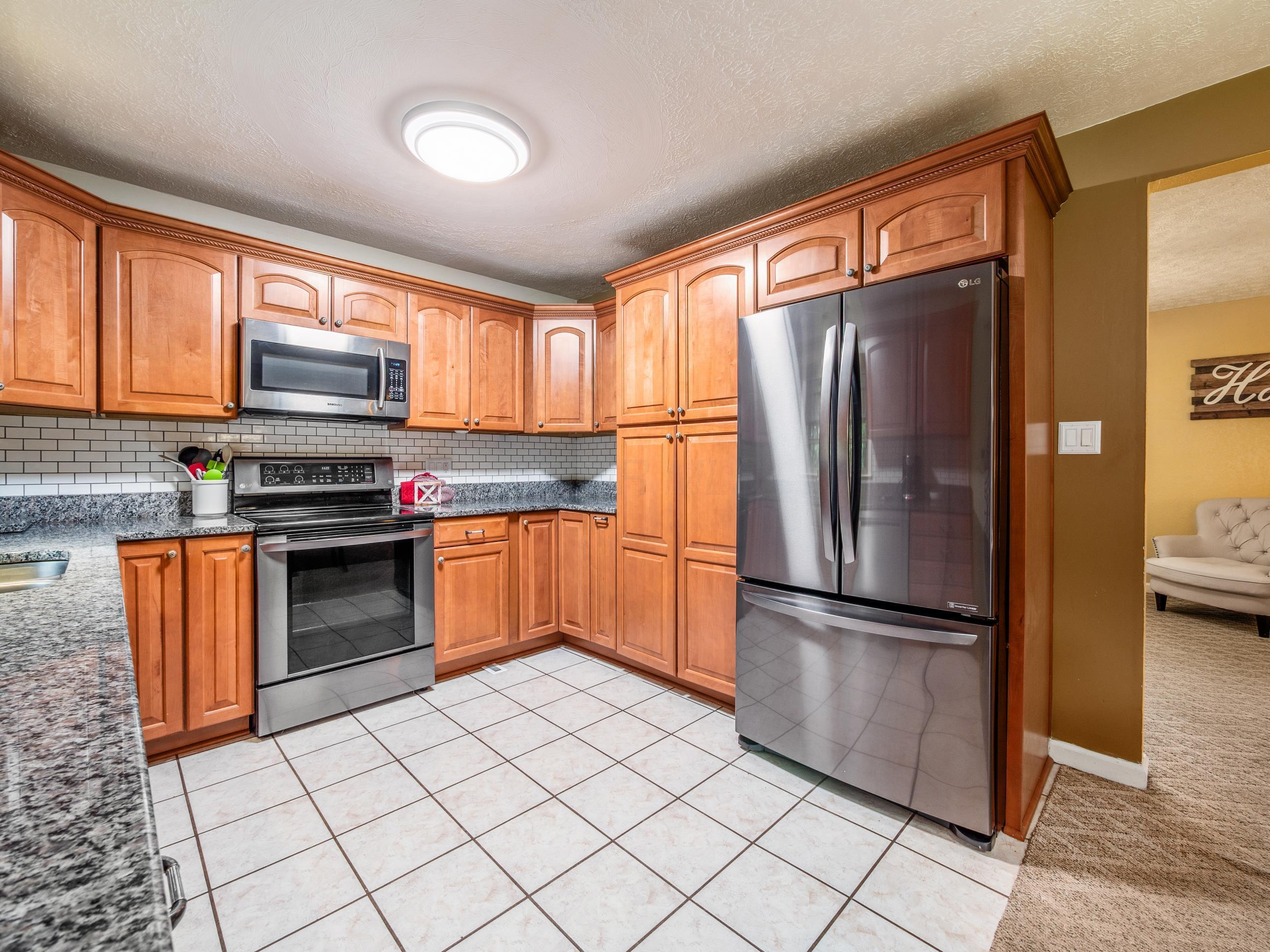 1570 Nob Hill Road, Zanesville, Ohio image 9