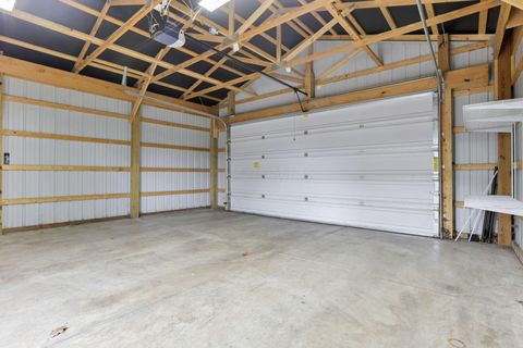 Tiny photo for 438 Clarendon Street, Newark, OH 43055 (MLS # 225044716)