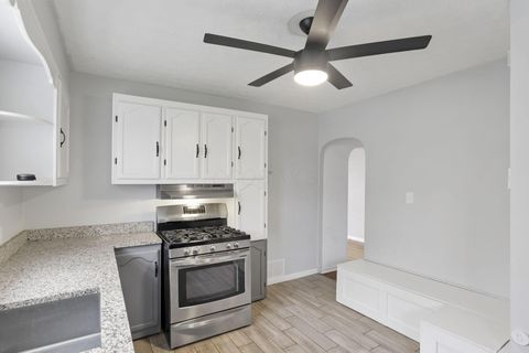 Tiny photo for 438 Clarendon Street, Newark, OH 43055 (MLS # 225044716)