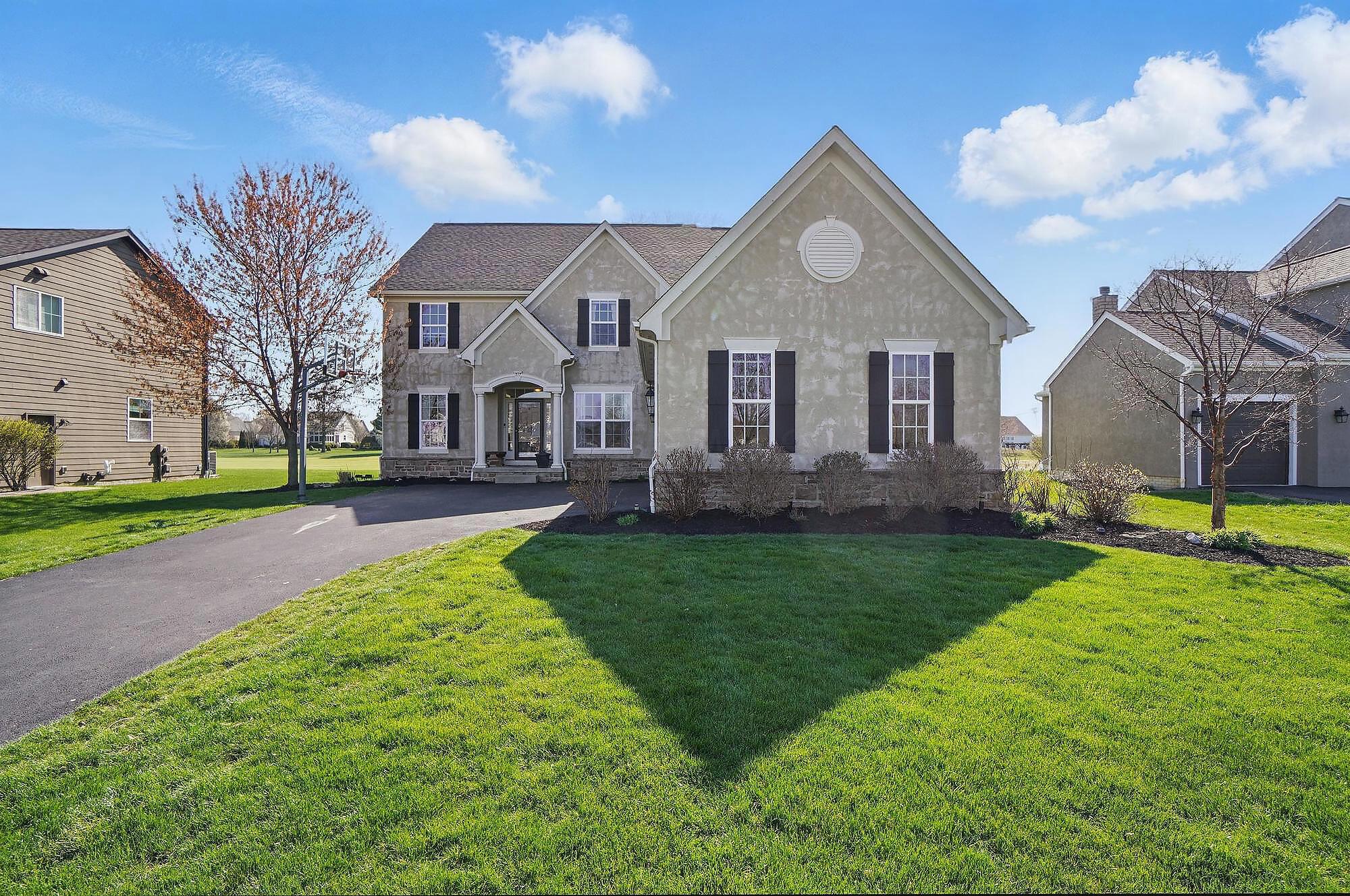 237 Kitdare Drive, Delaware, Ohio image 1