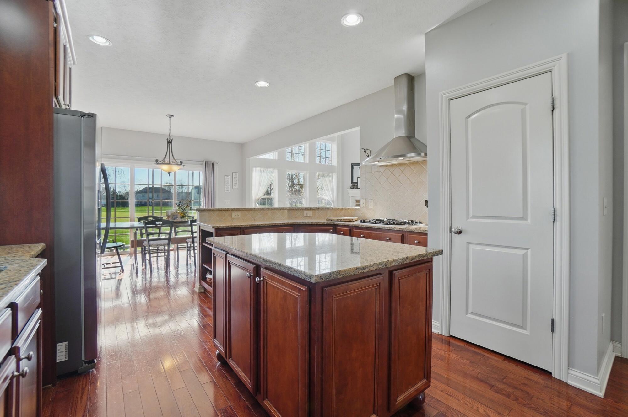 237 Kitdare Drive, Delaware, Ohio image 13