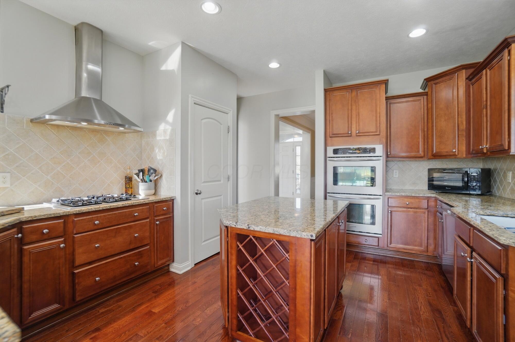 237 Kitdare Drive, Delaware, Ohio image 11