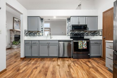 Tiny photo for 1828 Gardenstone Drive, Columbus, OH 43235 (MLS # 225044606)