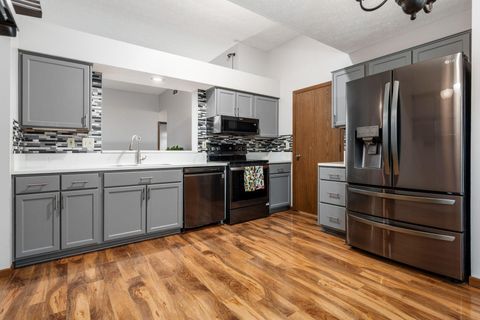 Tiny photo for 1828 Gardenstone Drive, Columbus, OH 43235 (MLS # 225044606)