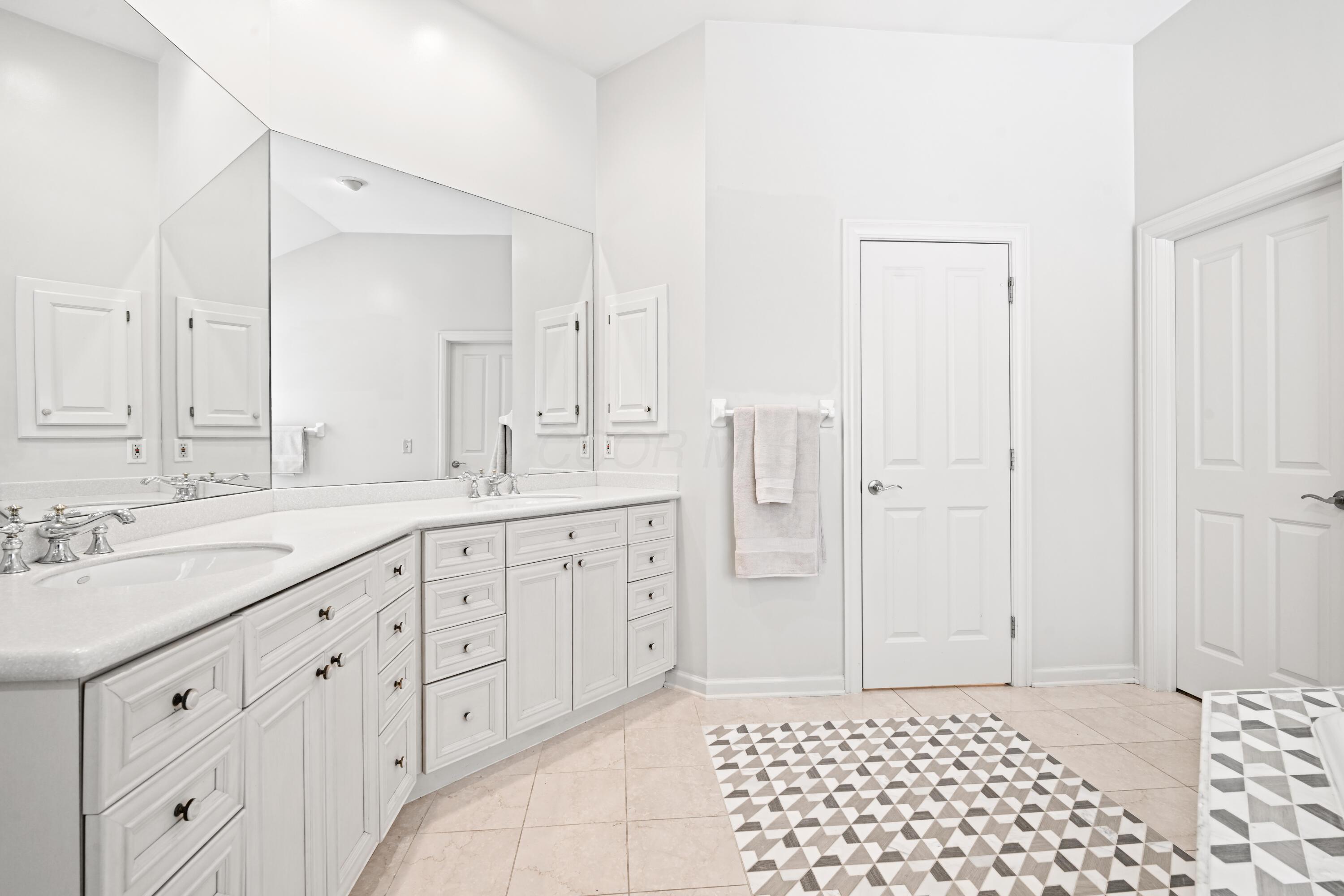5194 Augusta Drive, Westerville, Ohio image 37