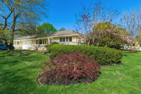 Photo of 4230 Eastlea Drive, Columbus, OH 43214 (MLS # 226002699)