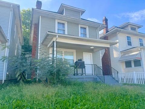 Photo of 207 S Richardson Avenue, Columbus, OH 43204 (MLS # 226035235)