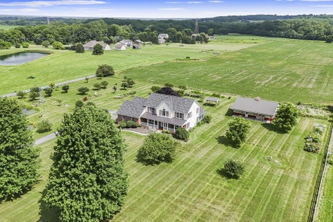 Homes For Sale - 6281 Davis Drive<br/> Licking County, Newark, OH 43056