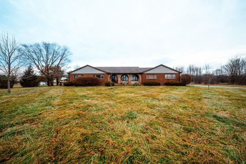 Photo of 13040 Duncan Plains Road NW, Johnstown, OH 43031 (MLS # 226011924)