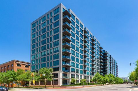Photo of 250 W Spring Street 522 #522, Columbus, OH 43215 (MLS # 225036829)