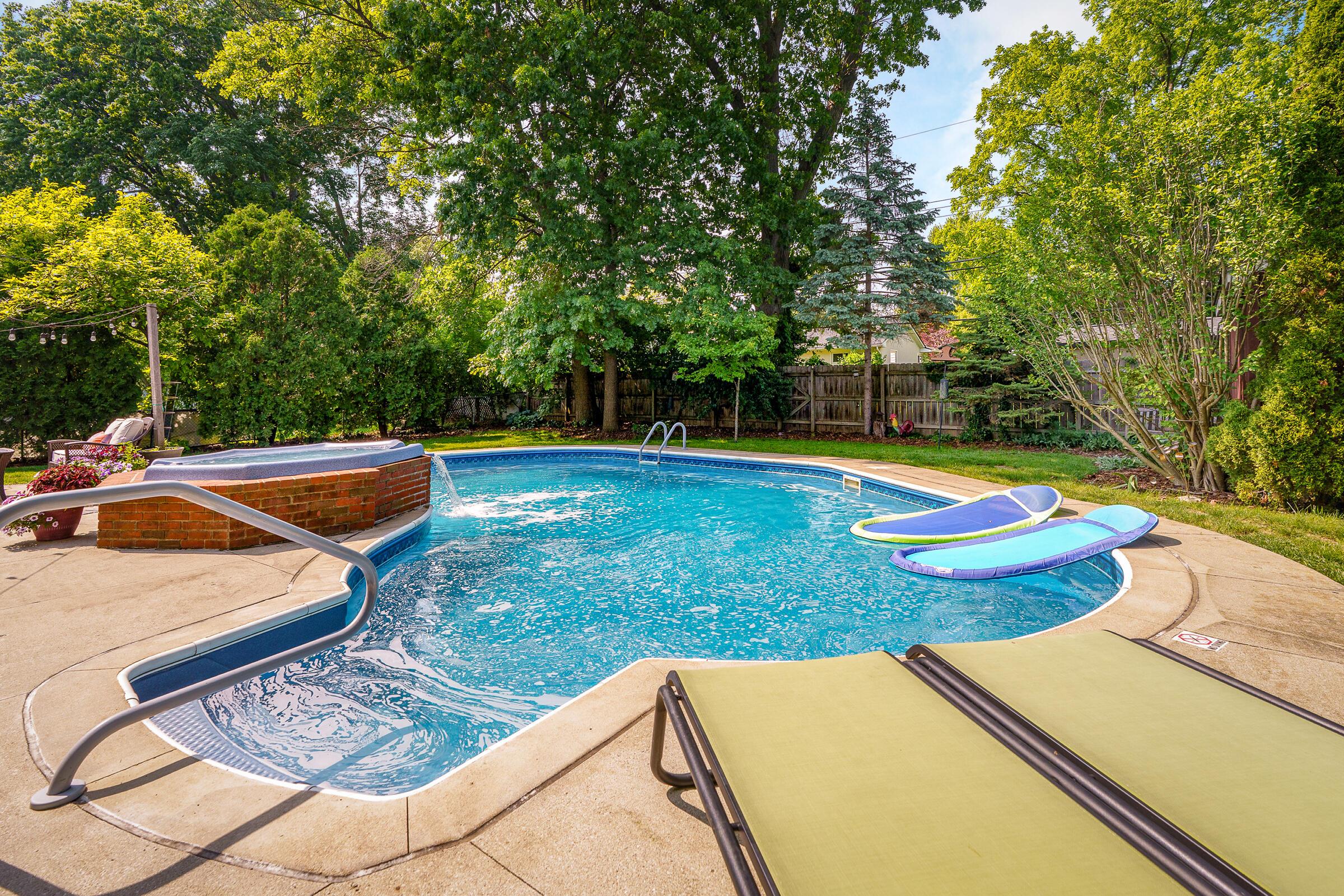 1332 Castleton Road, Columbus, Ohio image 3