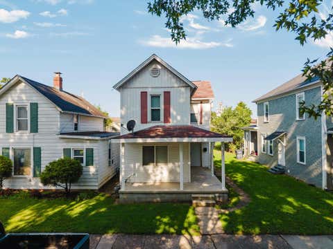 Photo of 327 Harrison Avenue, Lancaster, OH 43130 (MLS # 226032512)