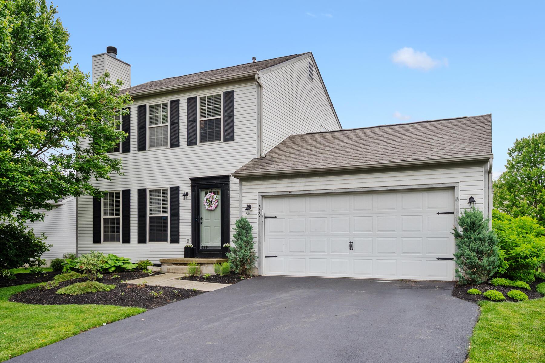 529 Durham Lane, Delaware, Ohio image 2