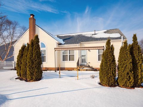 Tiny photo for 1327 Donahey Street, Columbus, OH 43235 (MLS # 226004423)