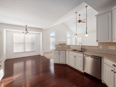 Tiny photo for 1327 Donahey Street, Columbus, OH 43235 (MLS # 226004423)