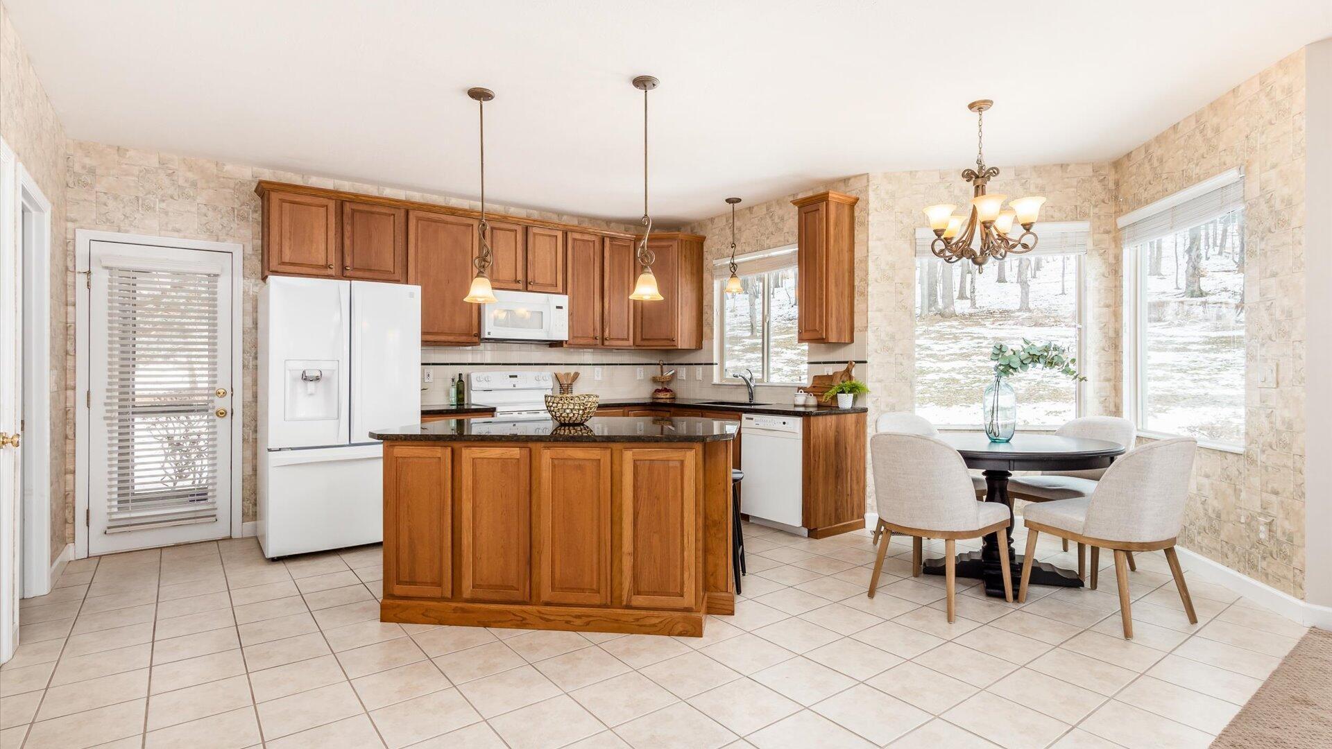 936 Howell Drive, Newark, Ohio image 9