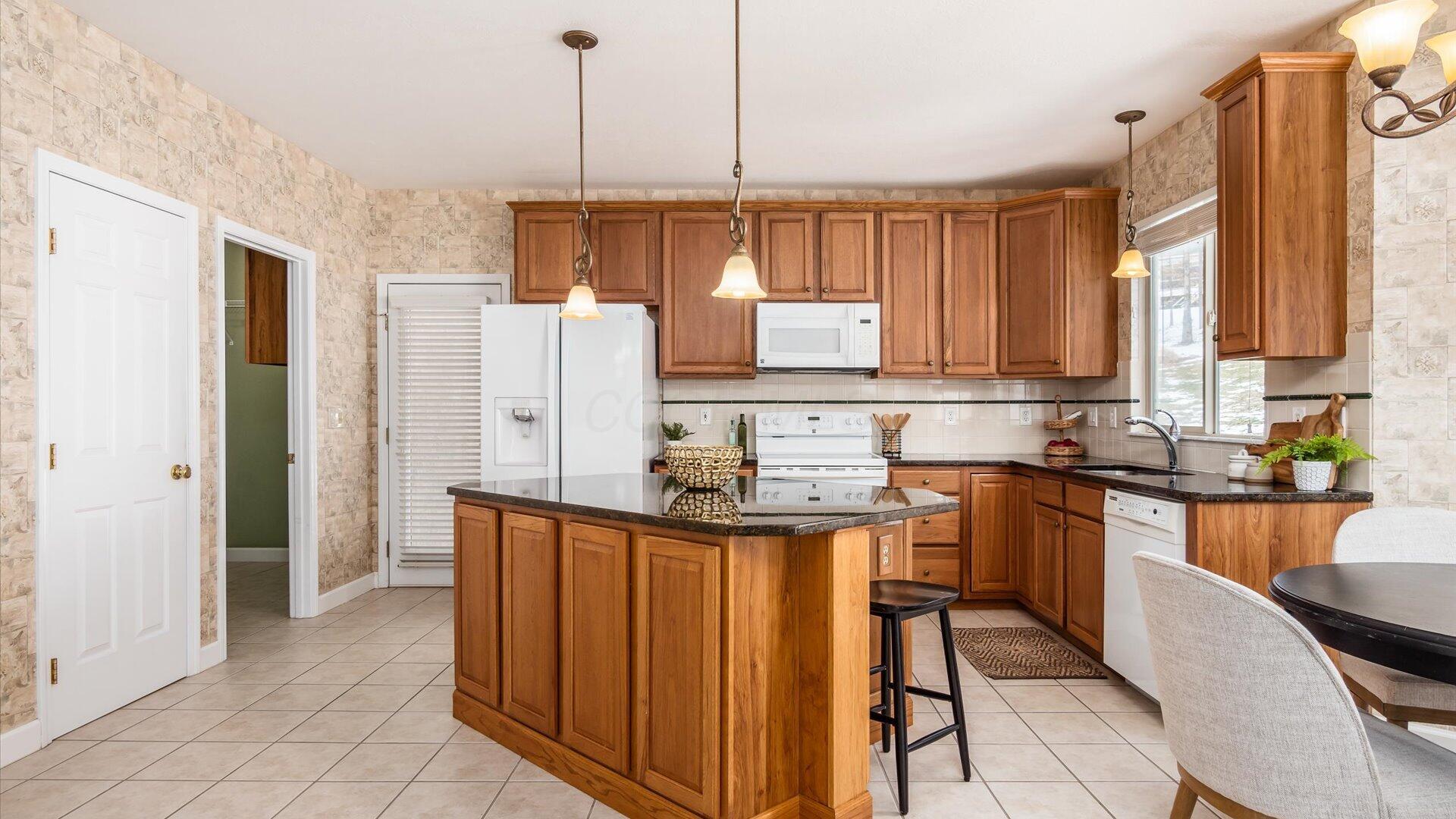 936 Howell Drive, Newark, Ohio image 10