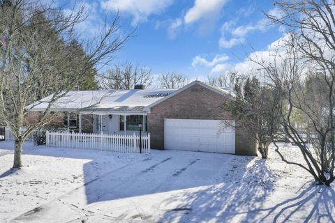 Tiny photo for 245 Rainbow Drive NE, Lancaster, OH 43130 (MLS # 226000542)