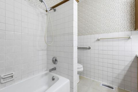 Tiny photo for 245 Rainbow Drive NE, Lancaster, OH 43130 (MLS # 226000542)