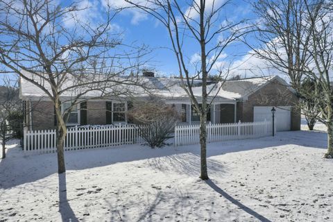 Tiny photo for 245 Rainbow Drive NE, Lancaster, OH 43130 (MLS # 226000542)