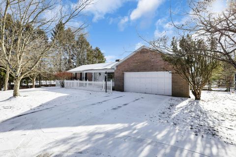 Tiny photo for 245 Rainbow Drive NE, Lancaster, OH 43130 (MLS # 226000542)
