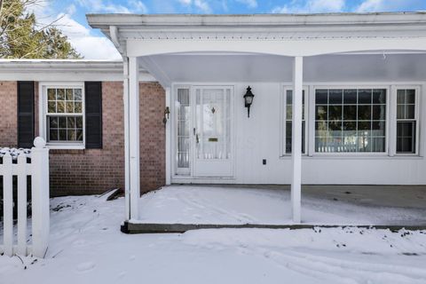Tiny photo for 245 Rainbow Drive NE, Lancaster, OH 43130 (MLS # 226000542)