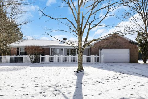 Tiny photo for 245 Rainbow Drive NE, Lancaster, OH 43130 (MLS # 226000542)