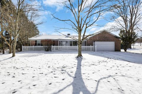 Tiny photo for 245 Rainbow Drive NE, Lancaster, OH 43130 (MLS # 226000542)