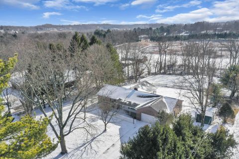 Tiny photo for 245 Rainbow Drive NE, Lancaster, OH 43130 (MLS # 226000542)