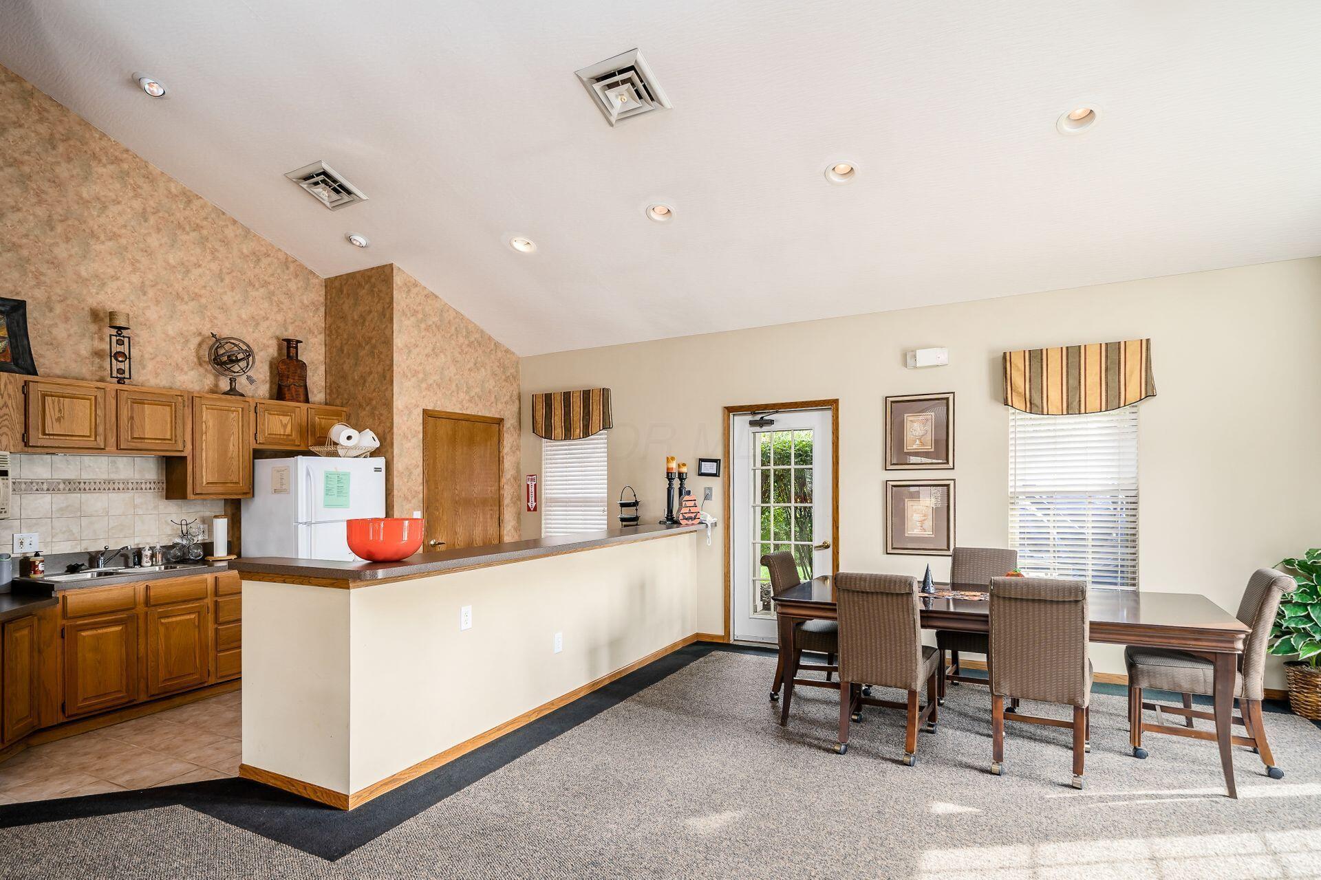 5615 Meadowood Lane, Westerville, Ohio image 42