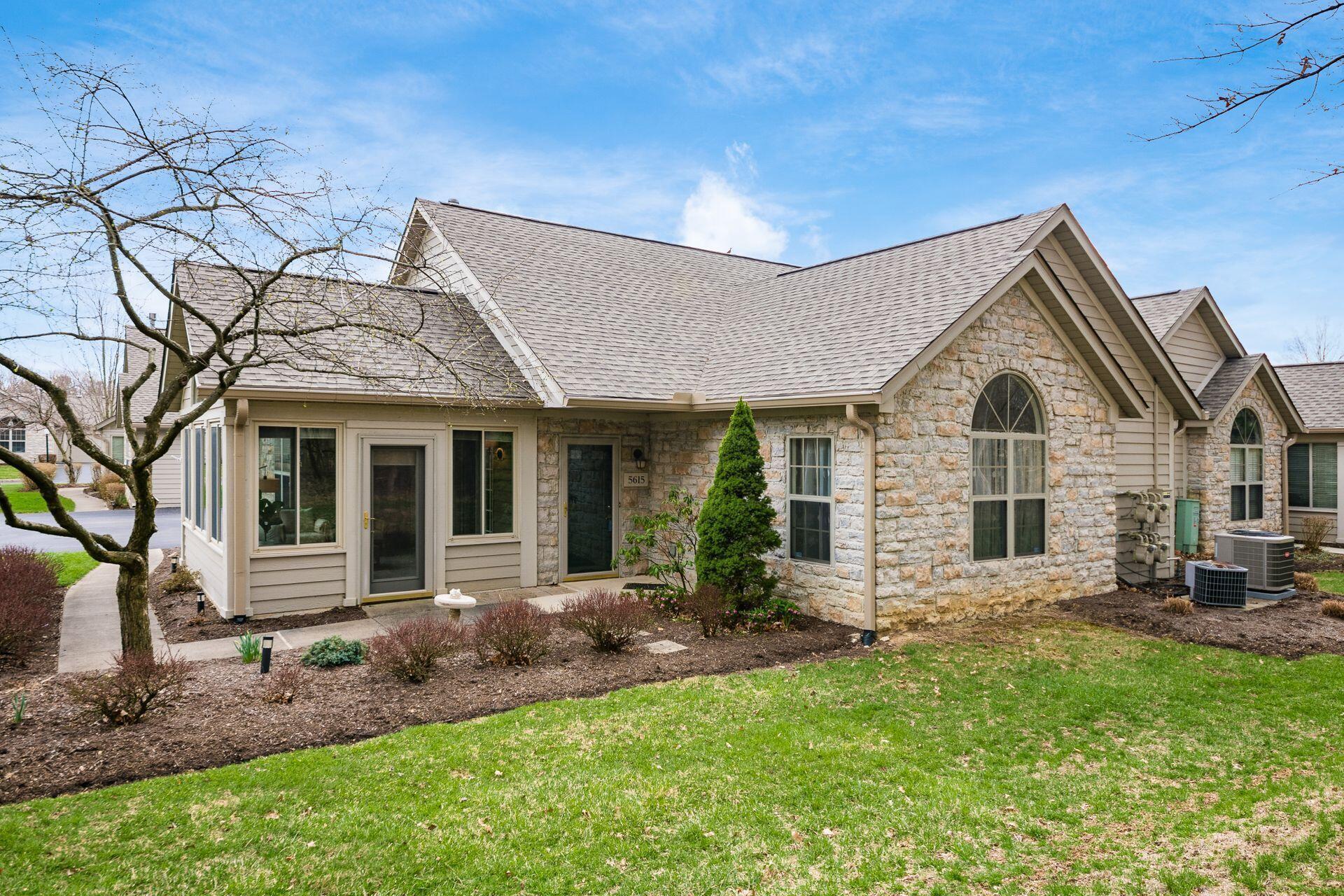 5615 Meadowood Lane, Westerville, Ohio image 1