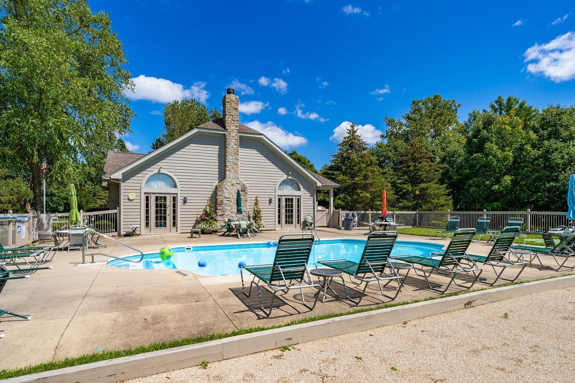 5615 Meadowood Lane, Westerville, Ohio image 40