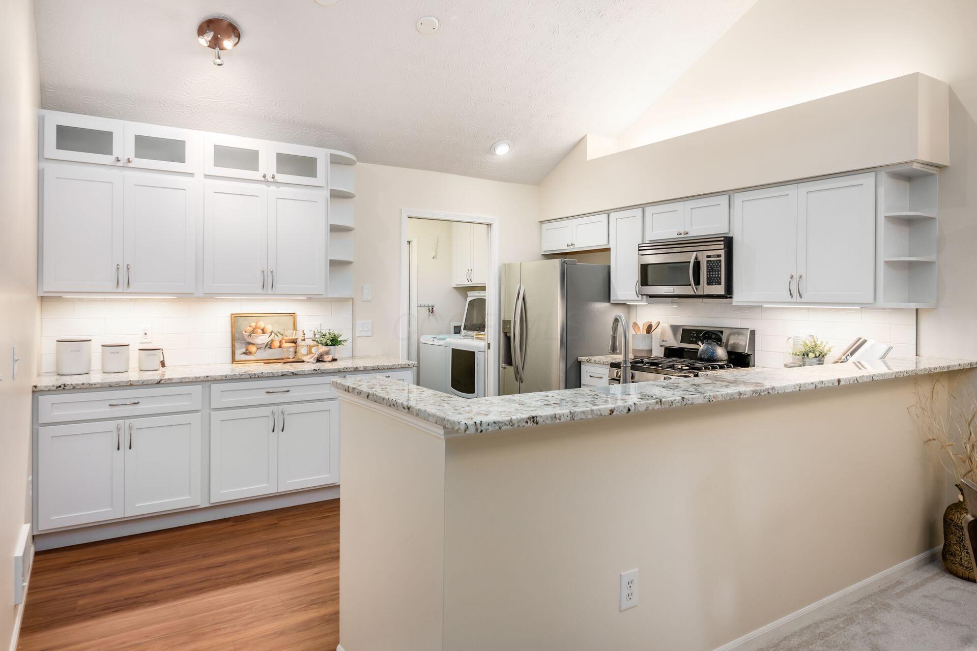 5615 Meadowood Lane, Westerville, Ohio image 13