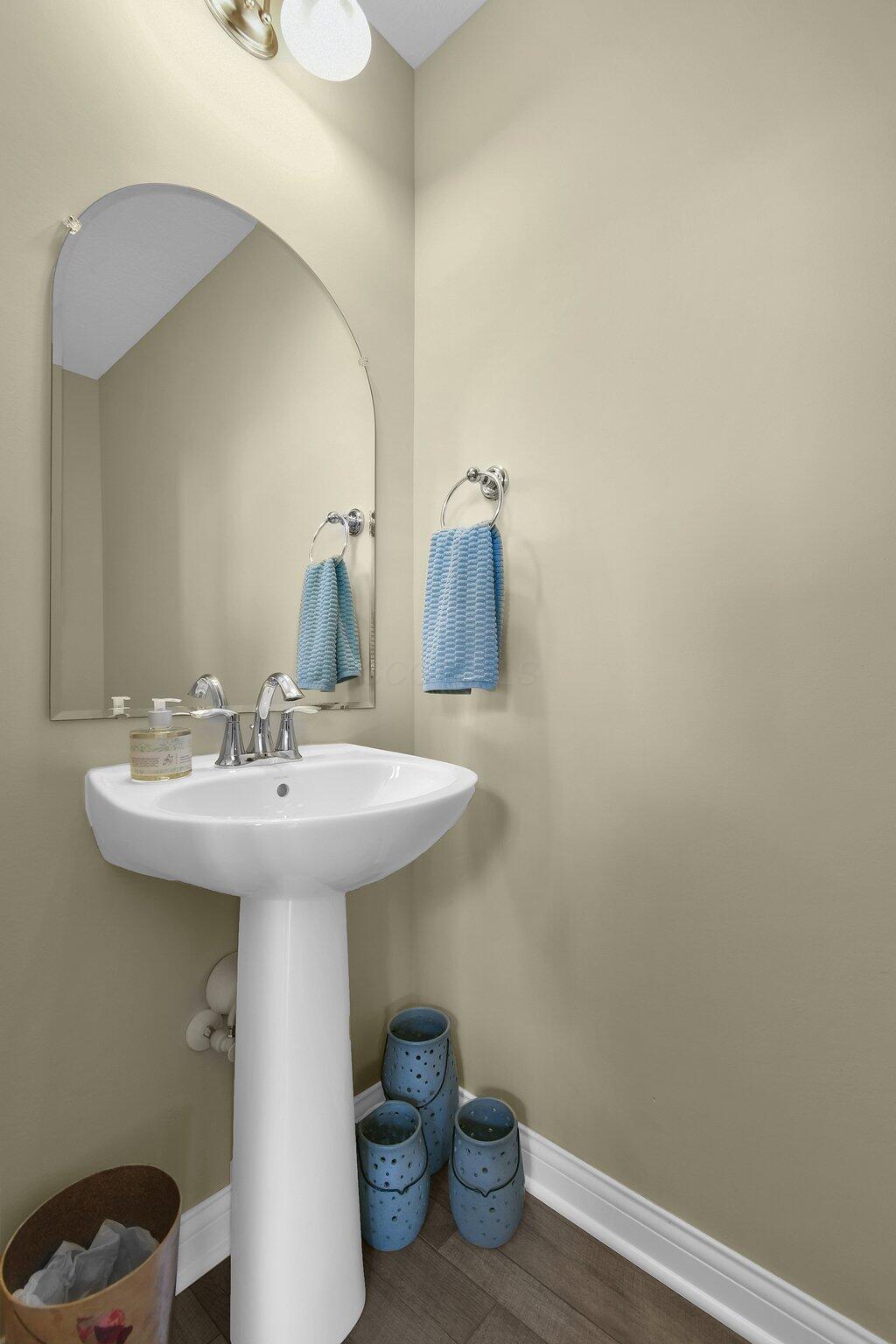 6109 Bradwood Drive, Westerville, Ohio image 29