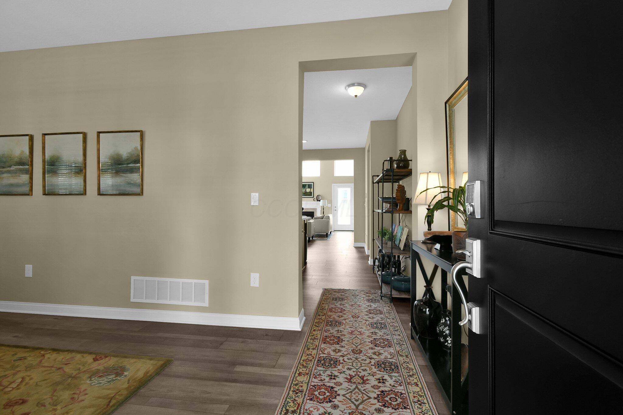6109 Bradwood Drive, Westerville, Ohio image 12