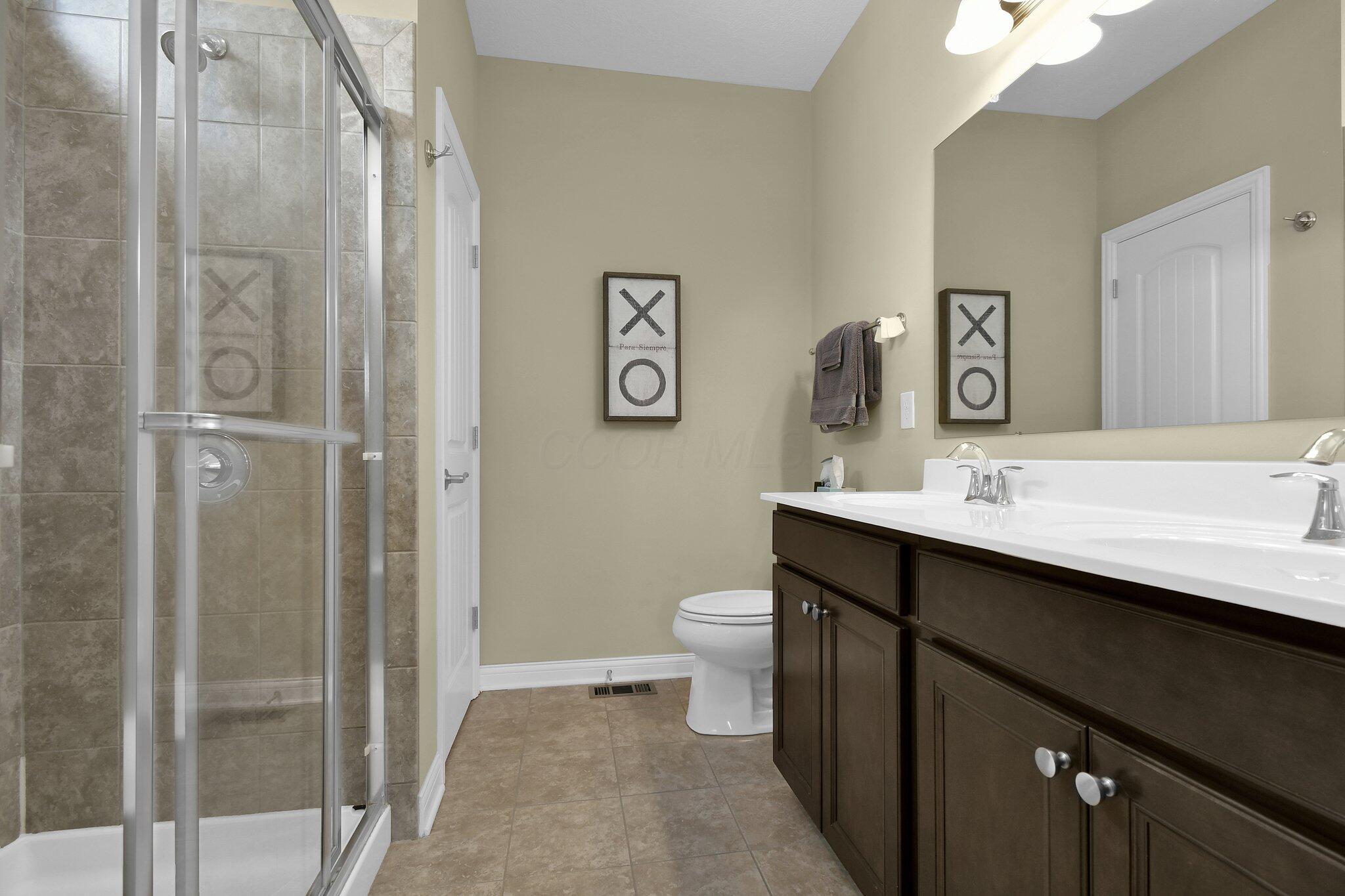 6109 Bradwood Drive, Westerville, Ohio image 35