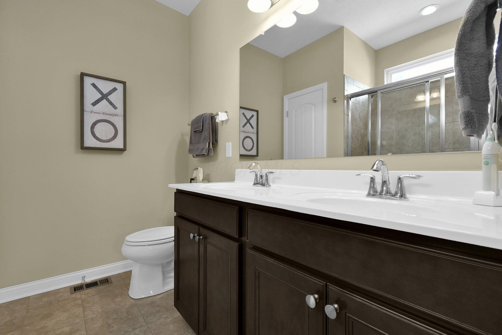 6109 Bradwood Drive, Westerville, Ohio image 37