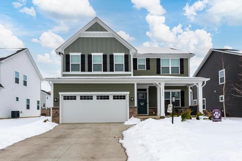 Photo of 12204 Taylors Way, Pickerington, OH 43147 (MLS # 226003557)