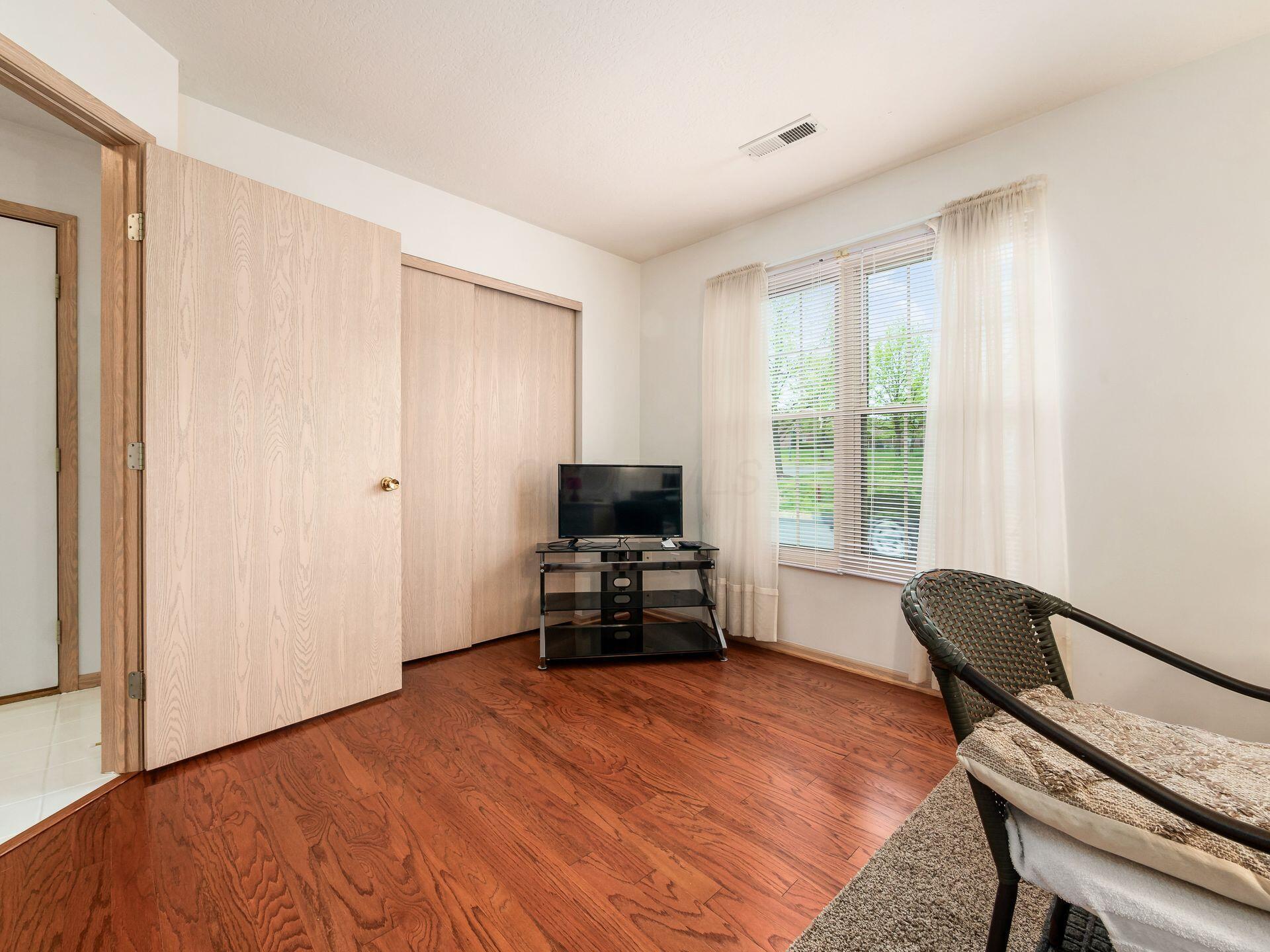 2645 Pine Marsh Drive, Grove City, Ohio image 24