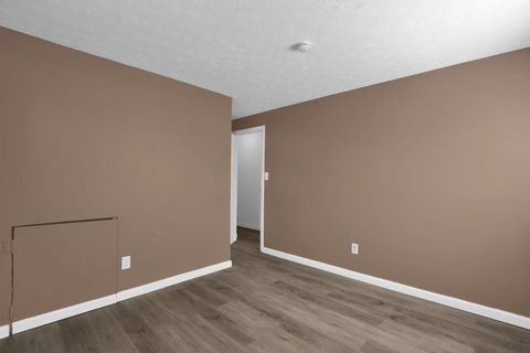 Tiny photo for 3314 Fontaine Road, Columbus, OH 43232 (MLS # 226008156)