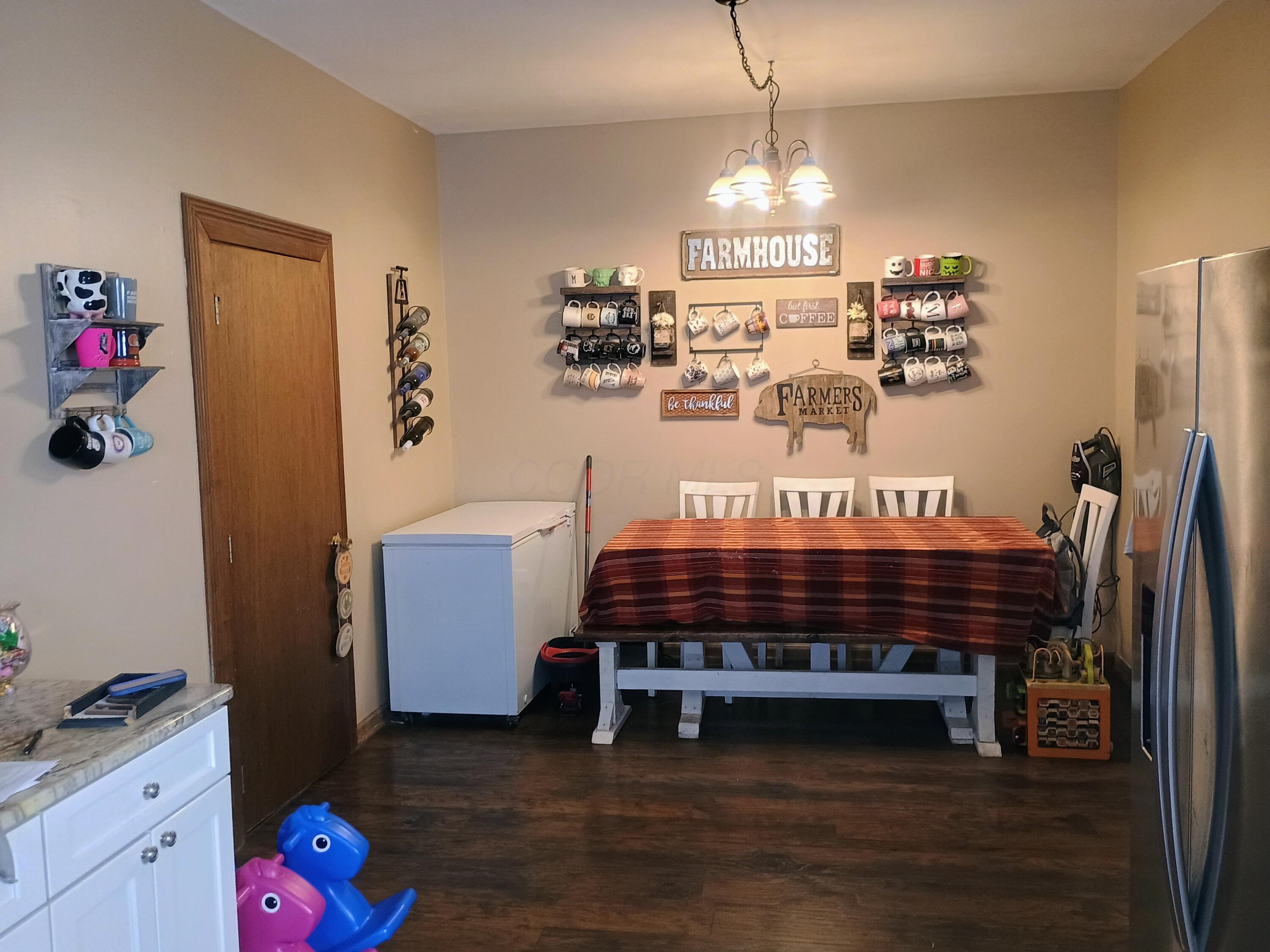 208 Washington Avenue, London, Ohio image 24