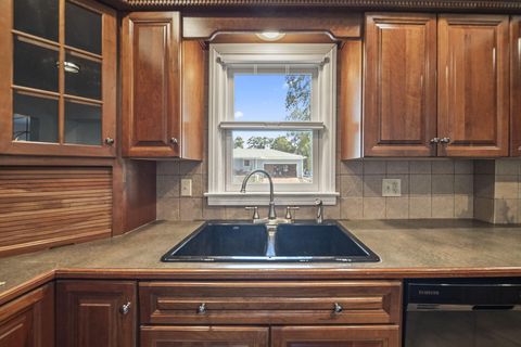 Tiny photo for 353 Fairway Avenue, Chillicothe, OH 45601 (MLS # 226024708)